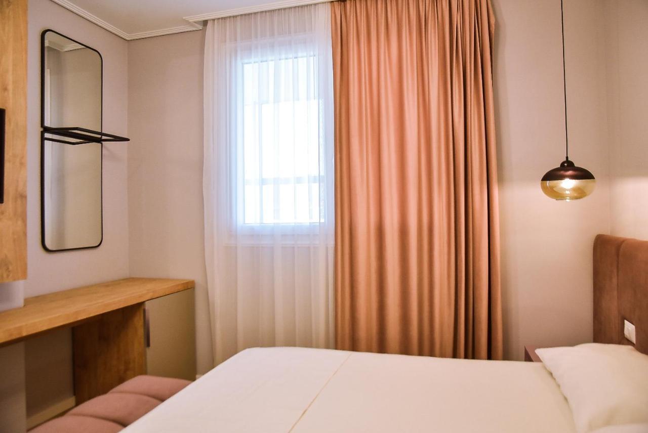 Hotel Jurgen Rinas Zewnętrze zdjęcie
